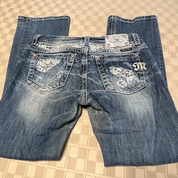 Miss Me Denim - Miss Me Med Wash Low Rise Signature Boot Cut Jeans Bling Sz 30 X 30 Lace Silver